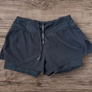 Nike Women's  Athletic running Shorts size small